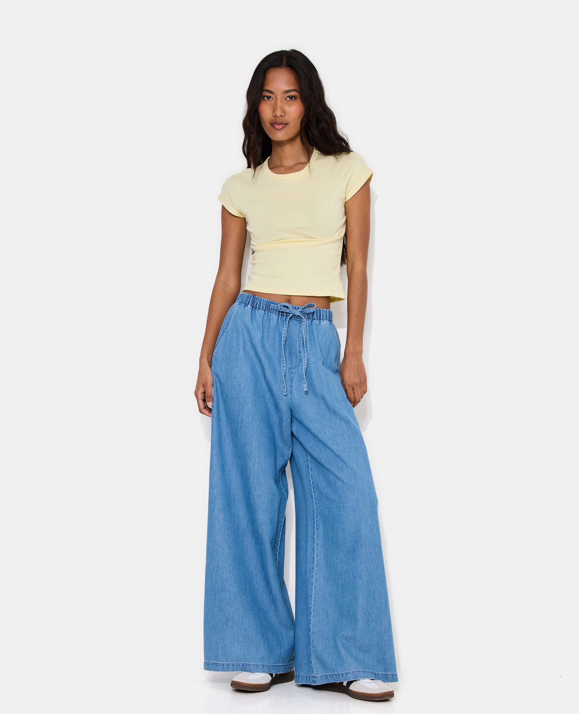 Camiseta Zoe Básica