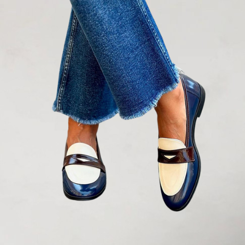 Mocasín Odette Charol