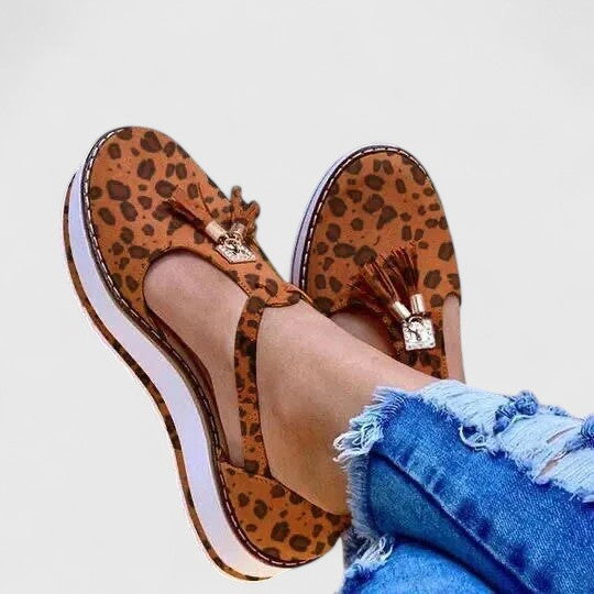 Zapato Borlas Metálicas