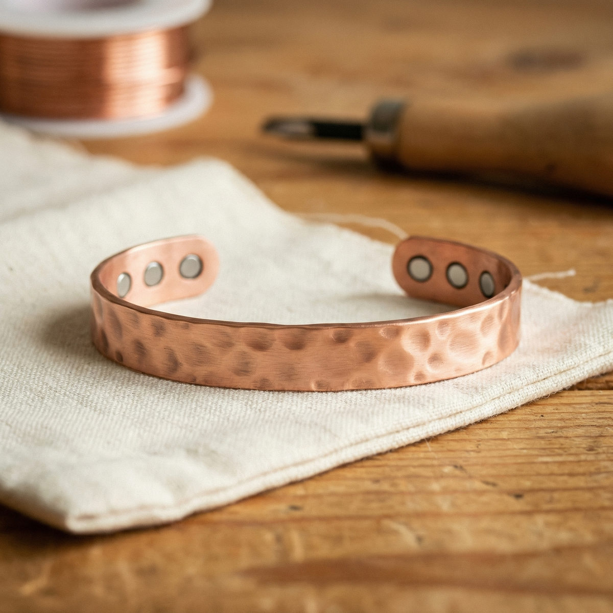 Pulsera Cobre Forjada para mujer